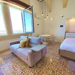 Port 531 Savynomad Harbour Residences Wow Views ואלטה